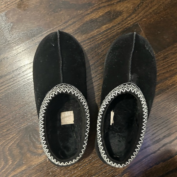 UGG Tasman slip ons - Picture 2 of 4